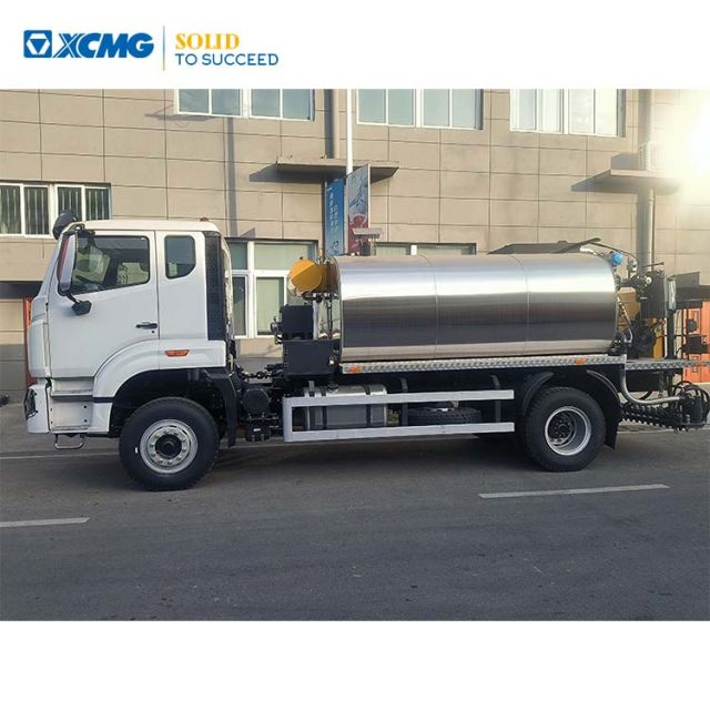 XCMG Official Asphalt sprayer XLS905A road maintenance price